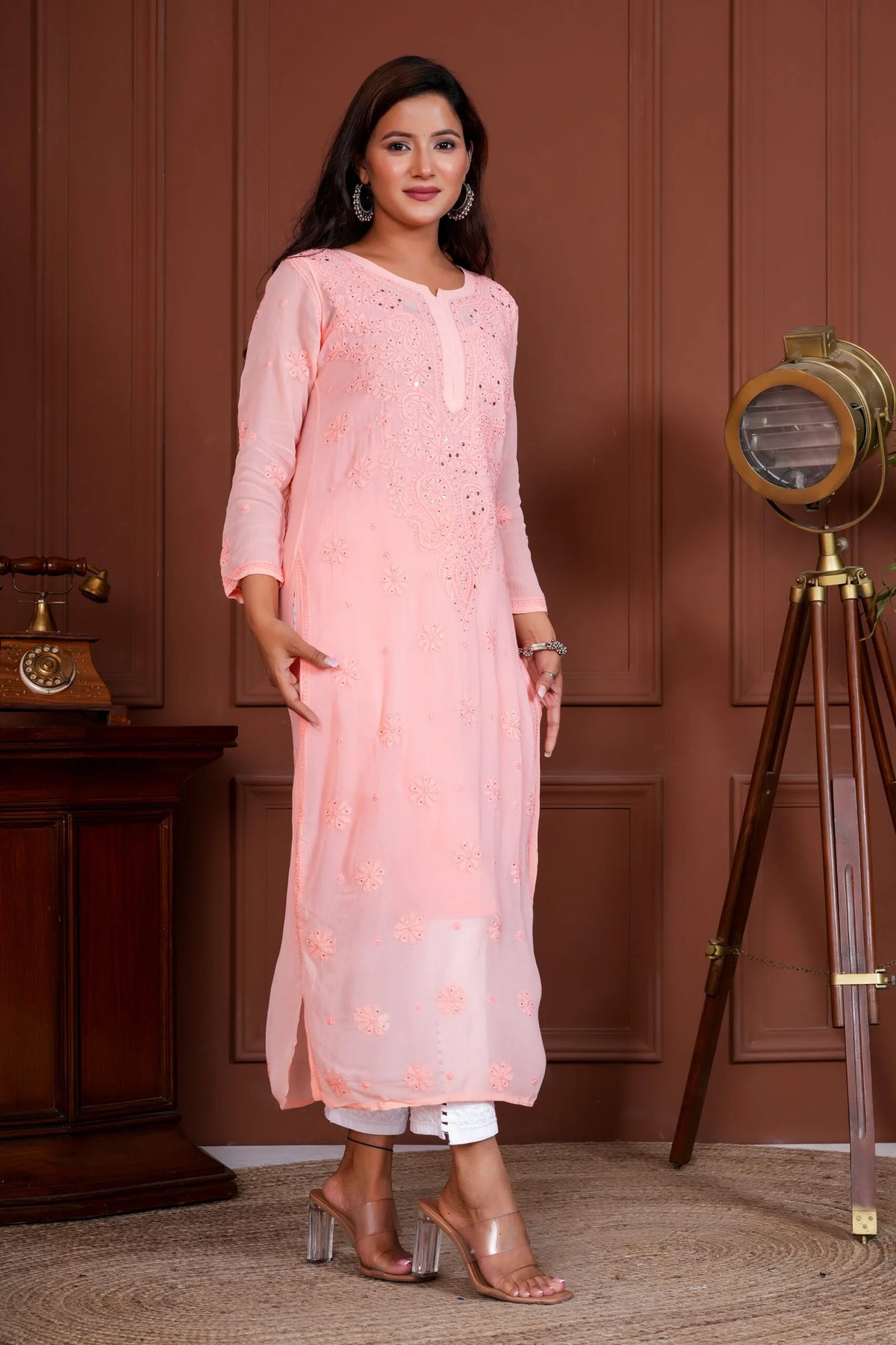 Jashn Viscose Mukaish Chikankari Kurta - Pink