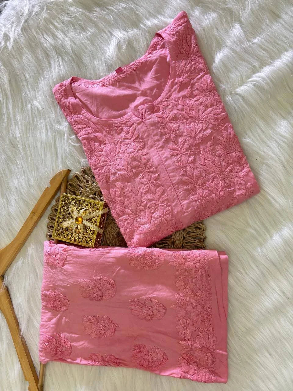 Niharika Chikankari Kurta Set - Pink