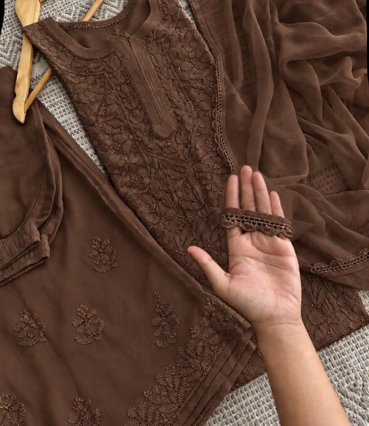 Surat E Libaz - Old Brown