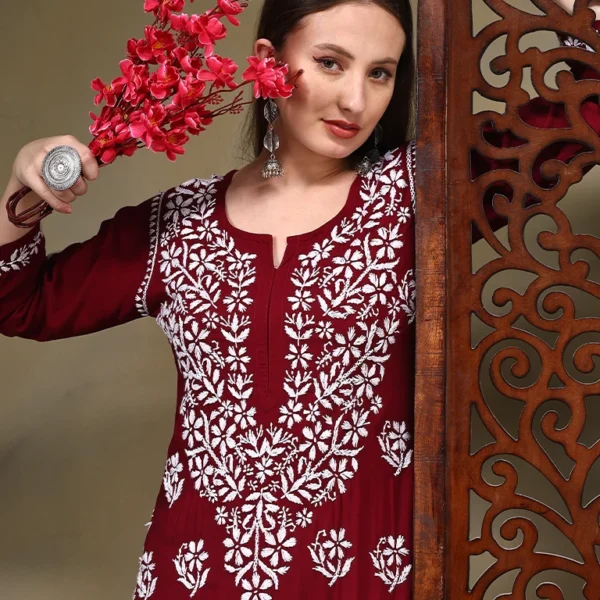 Khusha Modal Green & Maroon 3D Chikankari Kurta