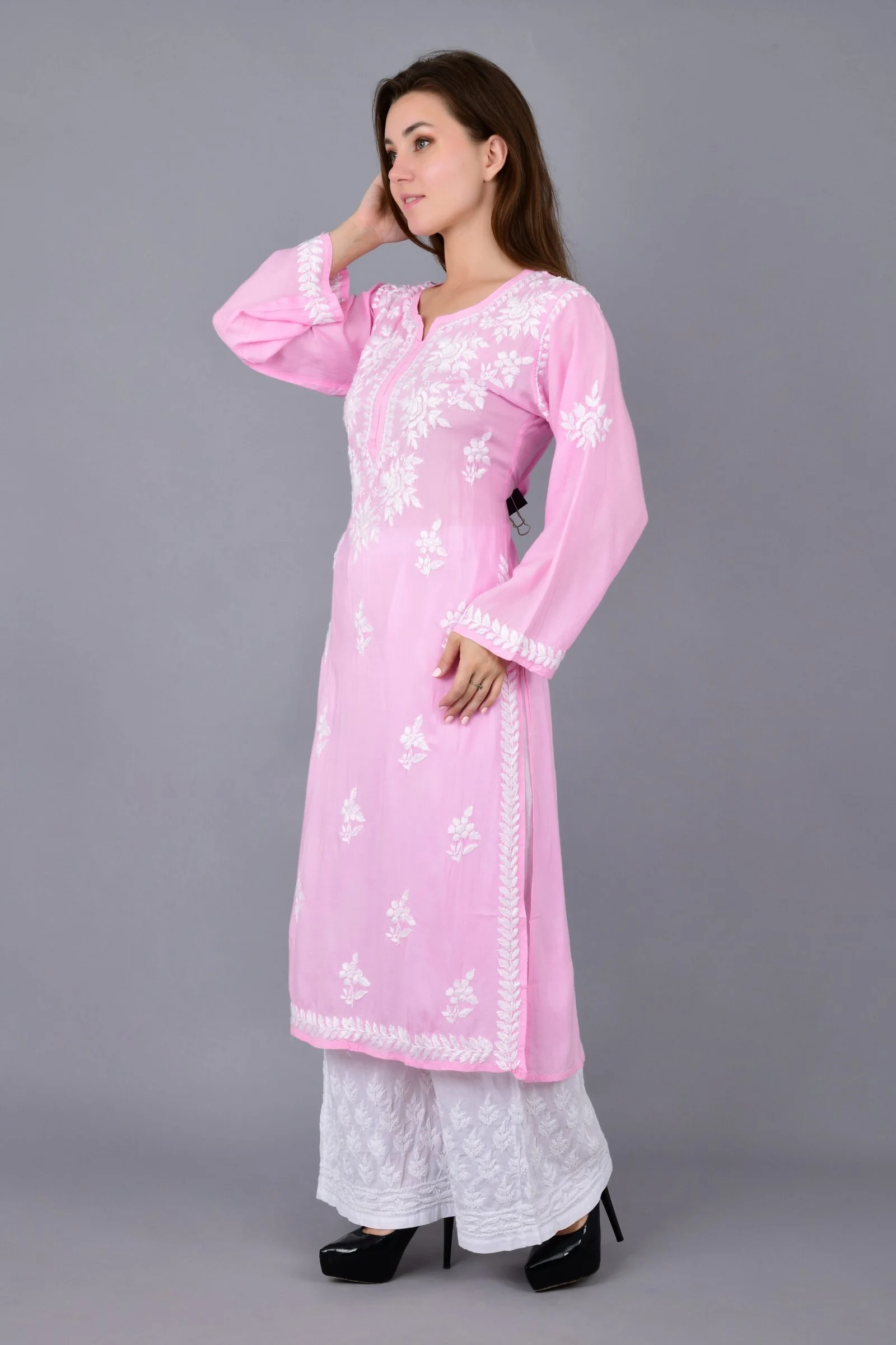 Mehar-Chikankari-Kurti1.webp Hunar Bharat