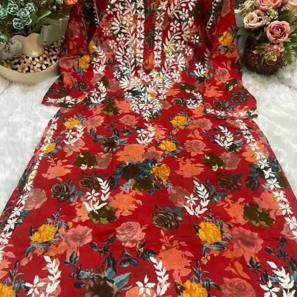 Sara Kurti Red