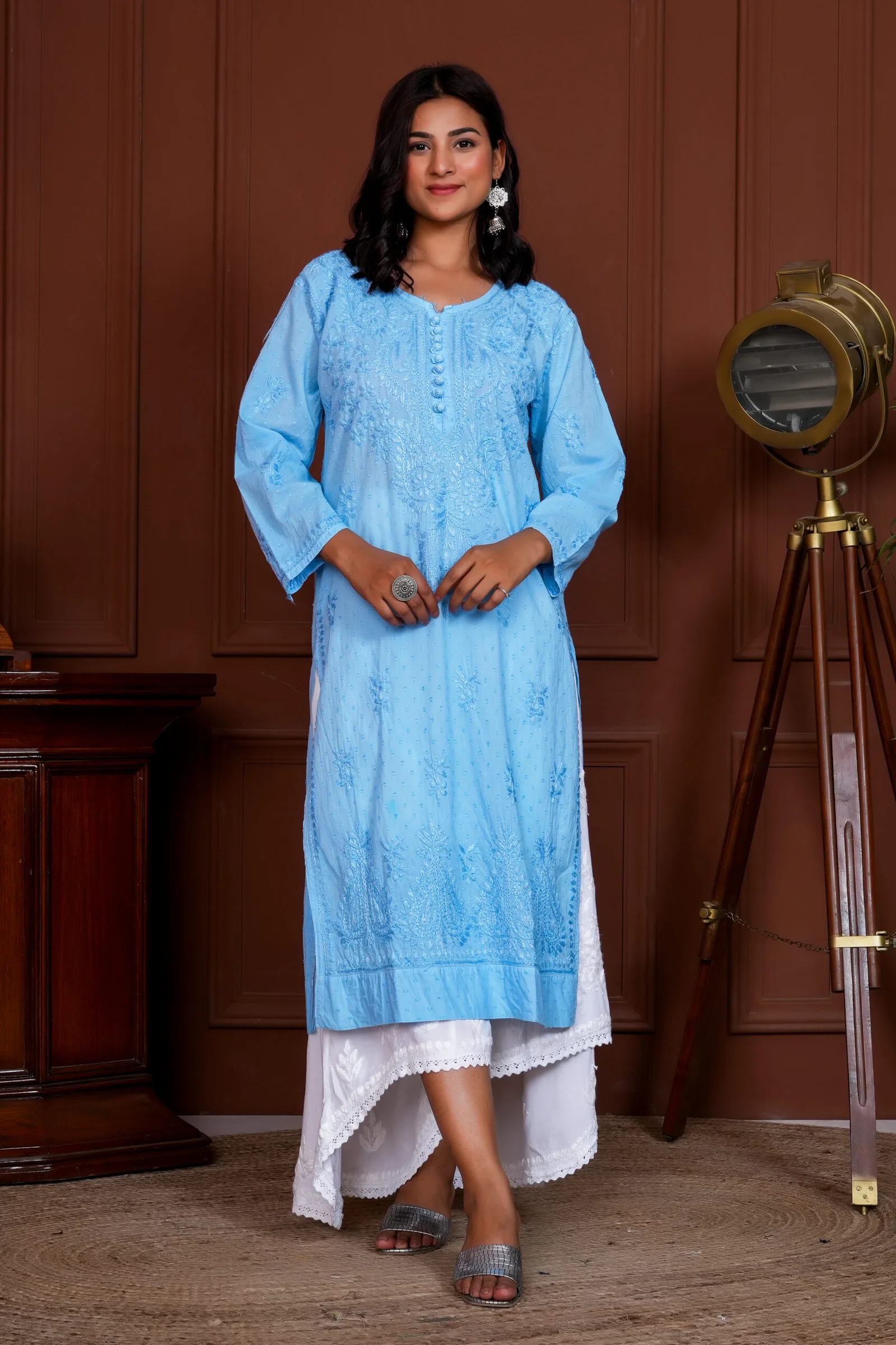 Ruhina Dobby Mul Cotton Chikankari Kurta