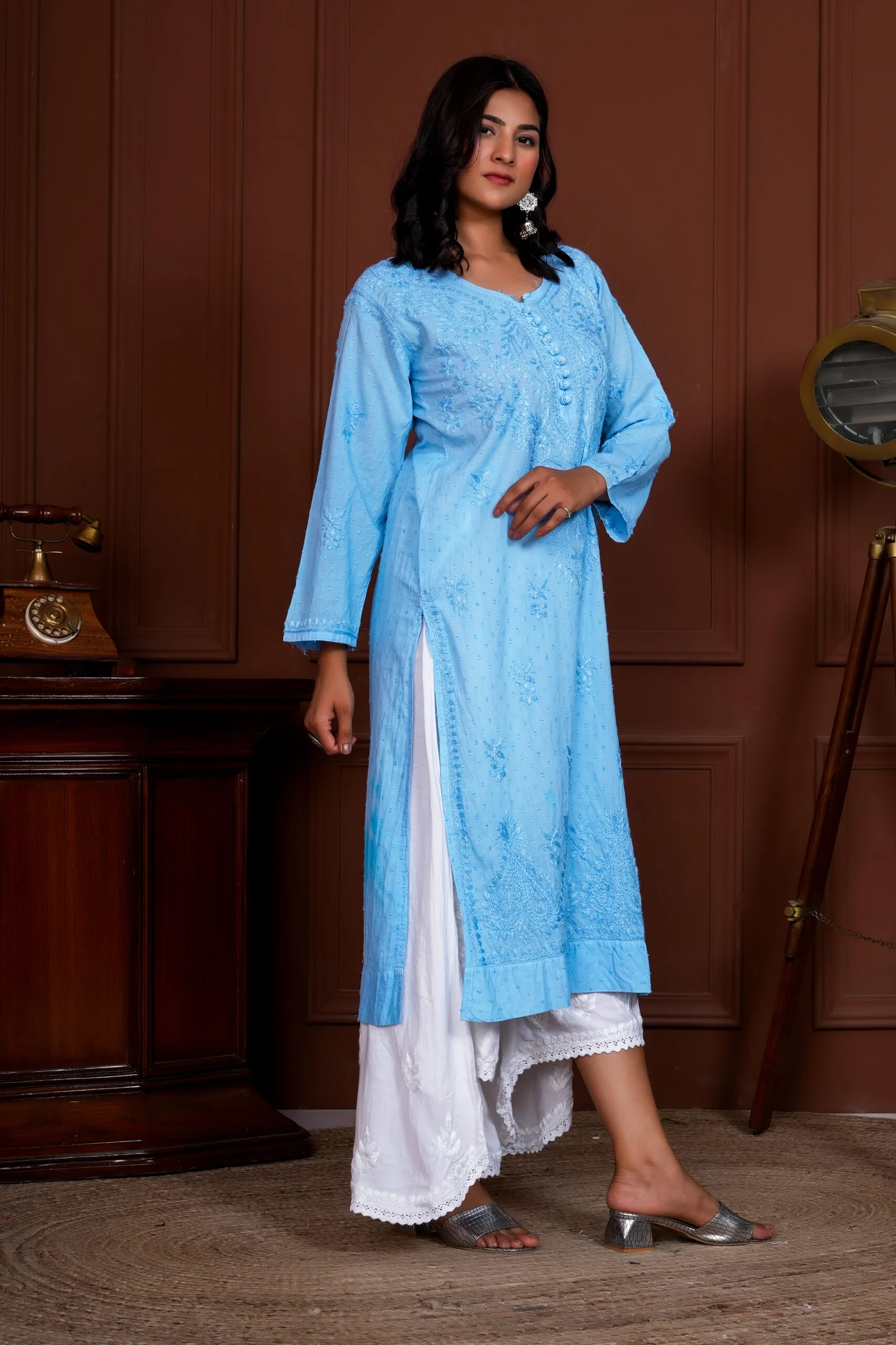 Ruhina Dobby Mul Cotton Chikankari Kurta