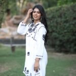Hansni White Chikankari Set