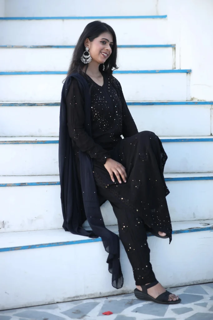 Mahira Black Viscose Set