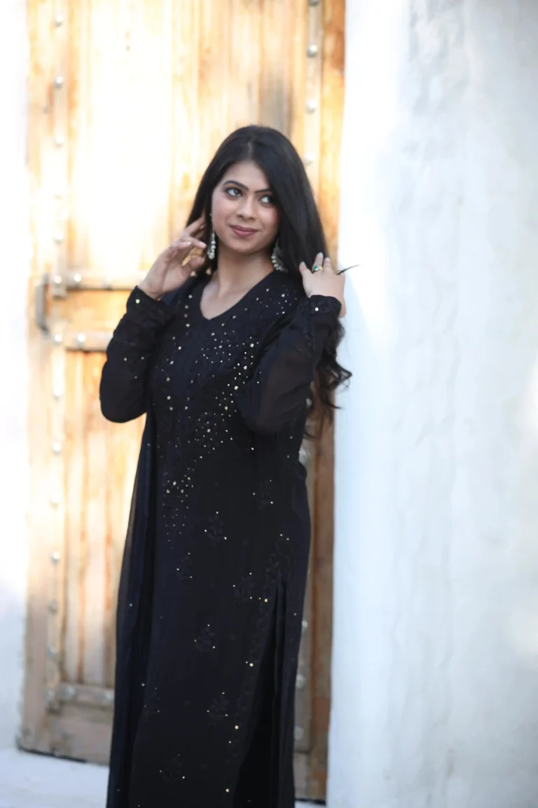 Mahira Black Viscose Set