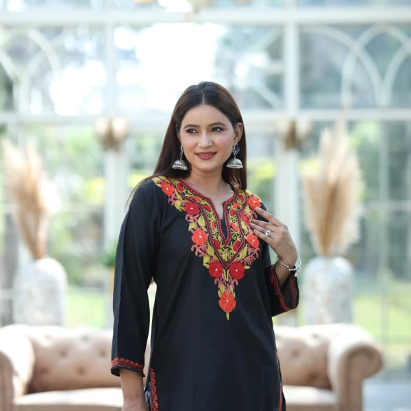 Nazneen Black Kurti