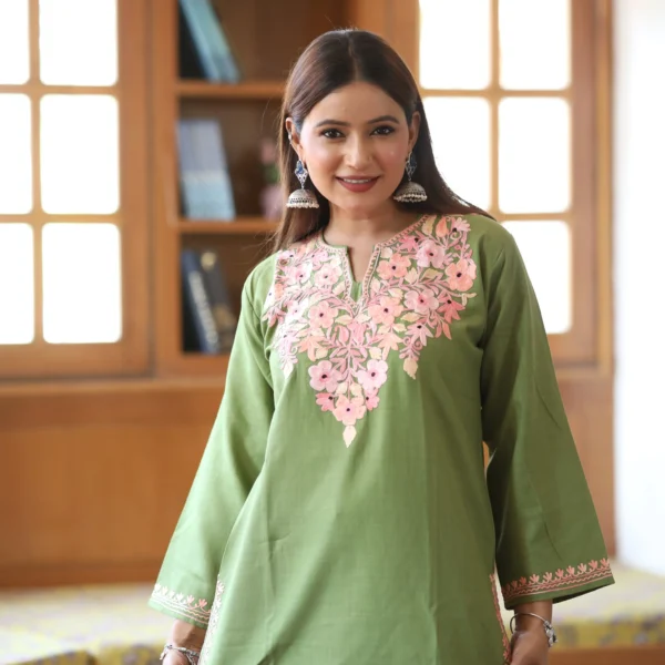 Nazneen Green Kurti