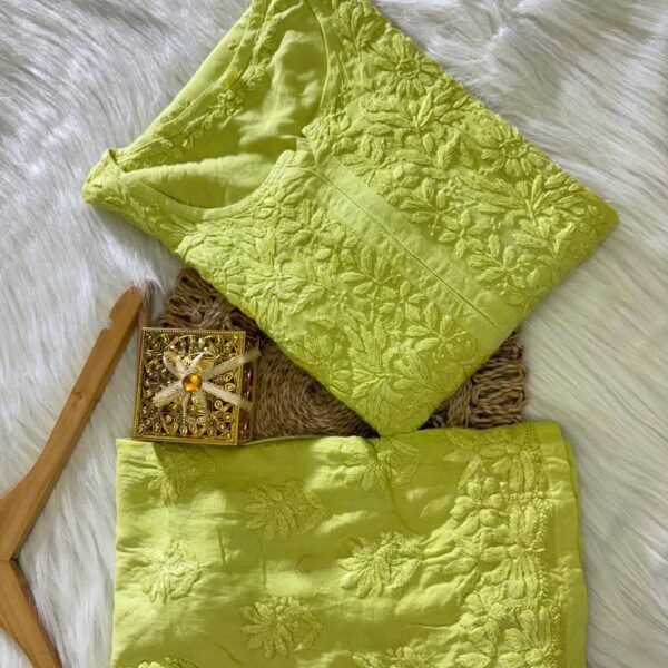 Niharika Chikankari Kurta Set - Parrot Green