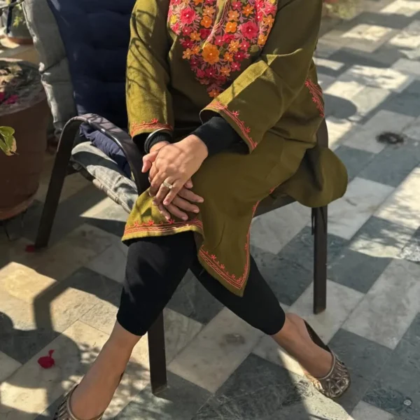 Surkh Kashmiri Woolen Phiran - Green