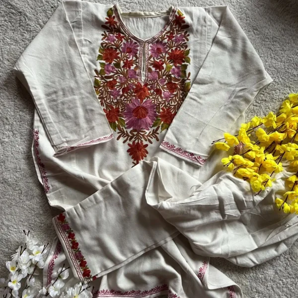 Aira Kashmiri Pheran Set - Light Ash Gray